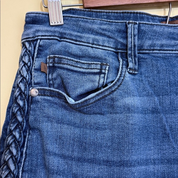 Judy Blue Aurora Braided Hi-Waist Wide Leg  5 Pocket Crop Blue Denim Jeans 15/32 - Picture 8 of 17